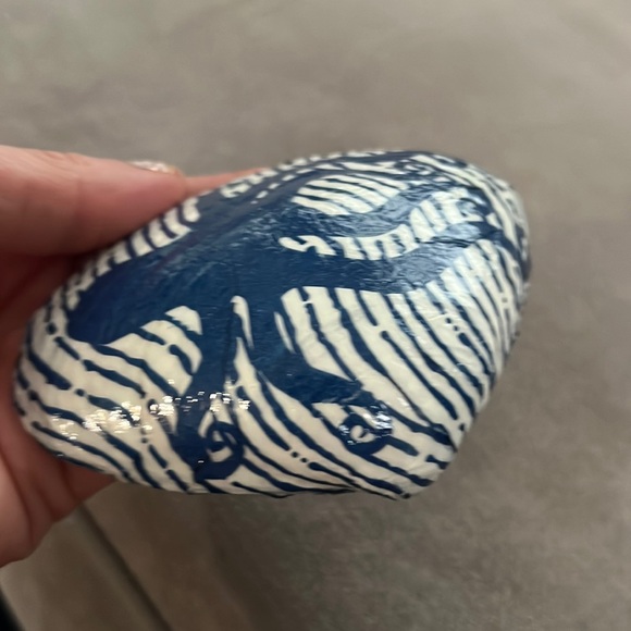 Hand Crafted Octopus Sea Shell Ring Trinket Dish - Picture 3 of 3